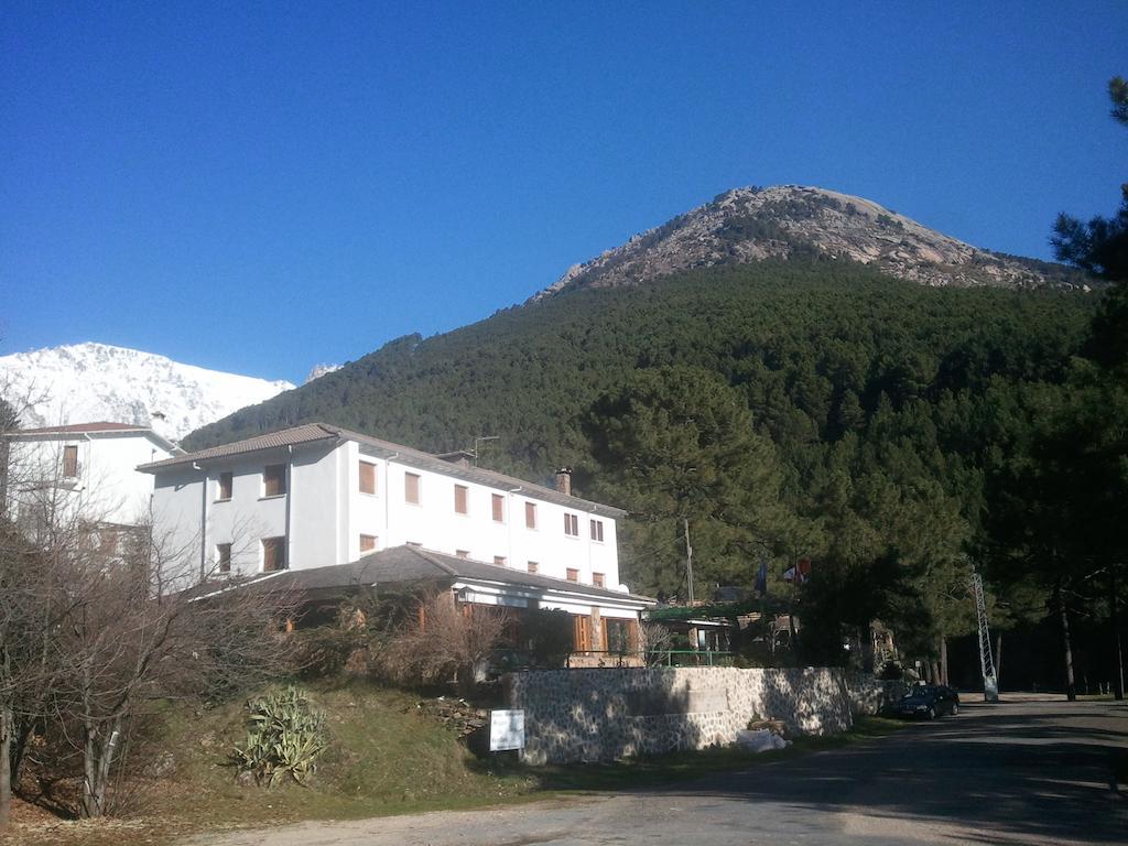 吉桑多 格雷多斯餐厅旅舍酒店 外观 照片
